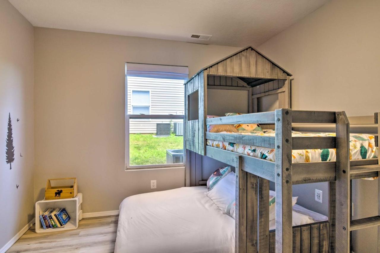 Apartment With Patio, 4 Mi To Silver Dollar City! Μπράνσον Εξωτερικό φωτογραφία