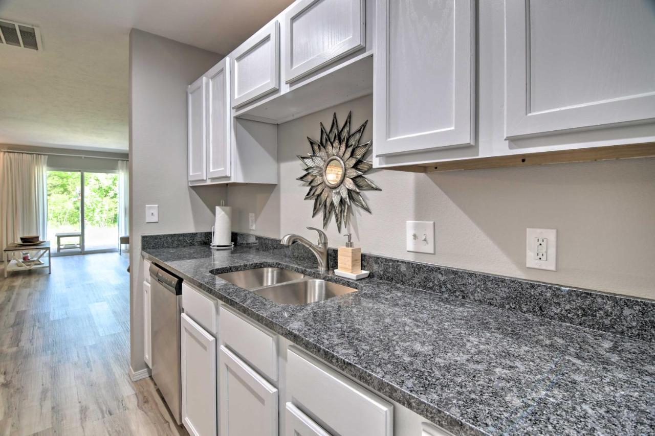 Apartment With Patio, 4 Mi To Silver Dollar City! Μπράνσον Εξωτερικό φωτογραφία